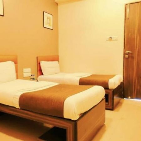 Hotel Amfahh Mumbai Dış mekan fotoğraf