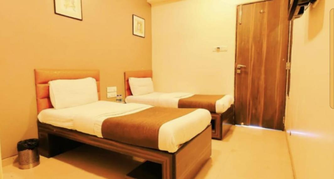 Hotel Amfahh Mumbai Dış mekan fotoğraf